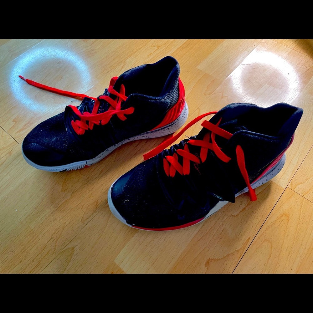 Youth Nike Basketball Shoes - Kyries